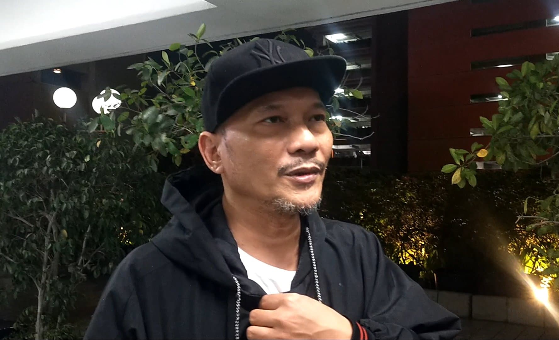 Iwa K Disentil Istri Usai Disebut Ayah Biologis Anak Denada - Image