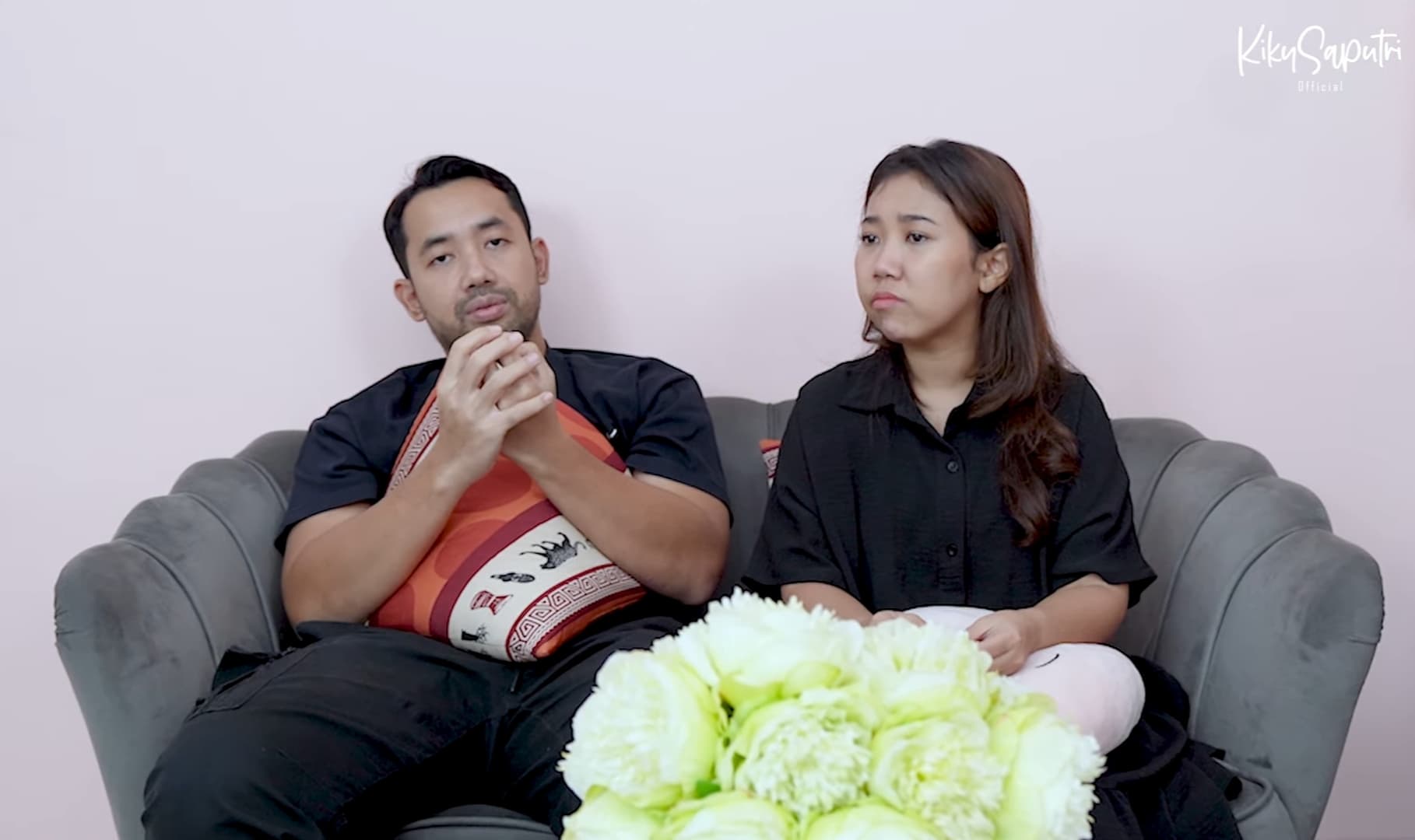 Kiky Saputri dan sang Buah Hati Nyaris Tergulung Ombak di Bali, Sang Artis dan Suami Akui Trauma! - Image