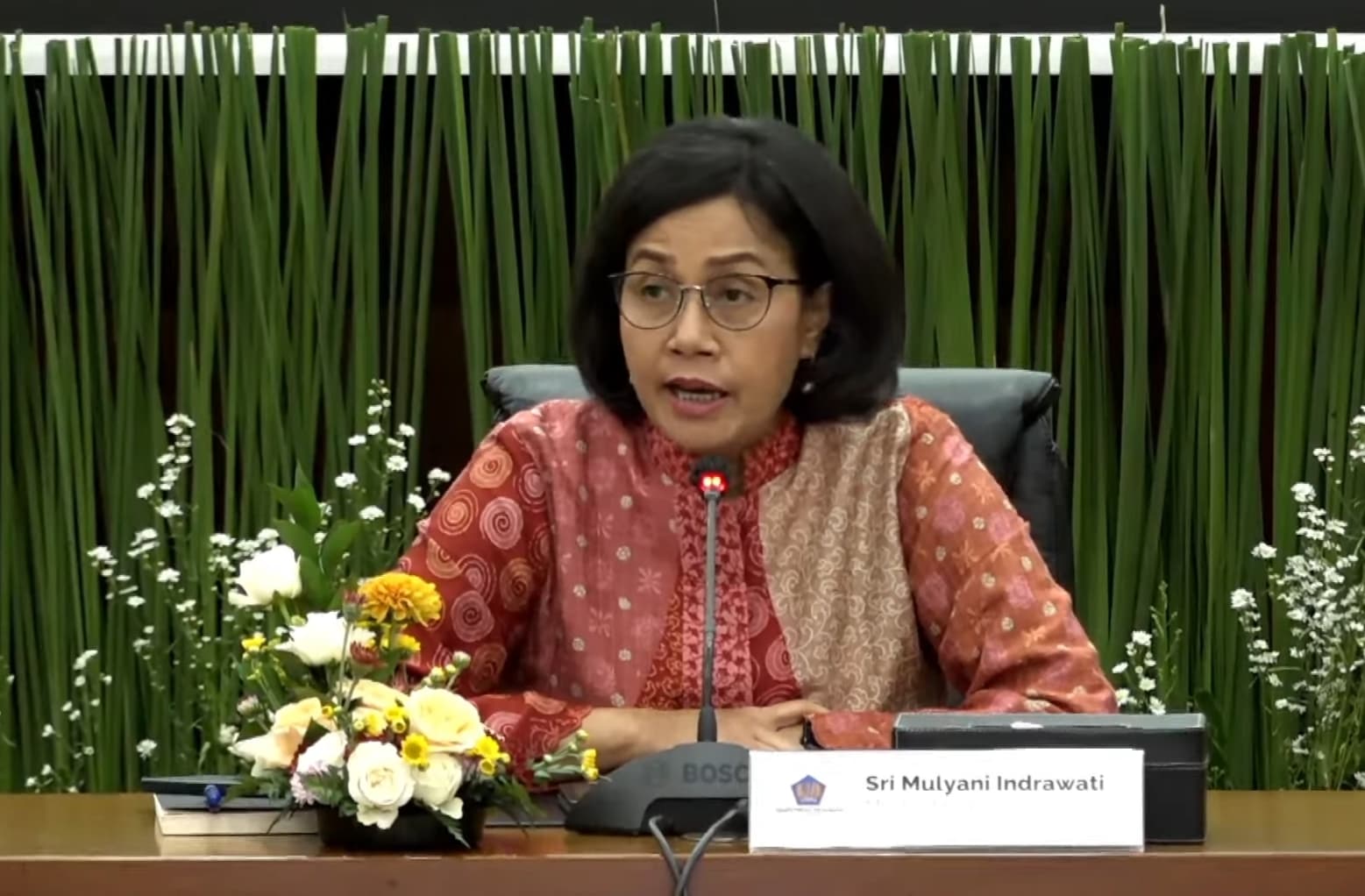 Kerap Viral, Menkeu Sri Mulyani Minta Bea Cukai Proaktif Jelaskan Kebijakan Kepabeanan - Image
