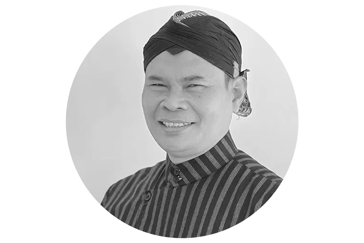 Antara Sengkarut Elite dan Sekarat Kaum Alit - Image