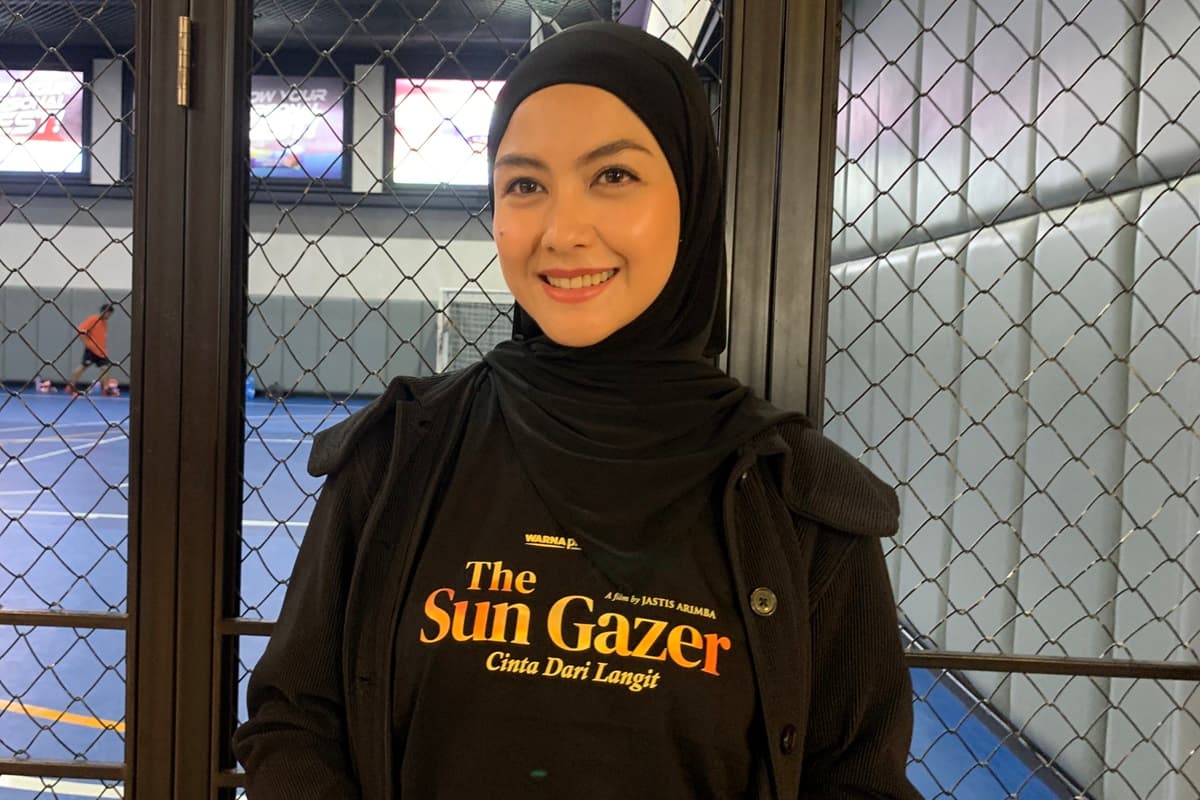 Kesabarannya Setipis Tisu, Revalina S. Temat Belajar lewat Film The Sun Gazer: Cinta dari Langit - Image