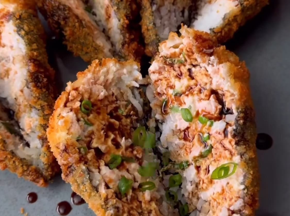 Potret fried temaki ala Lorena. (Sumber: instagram.com/@lorena.receitas.dicas) - Image