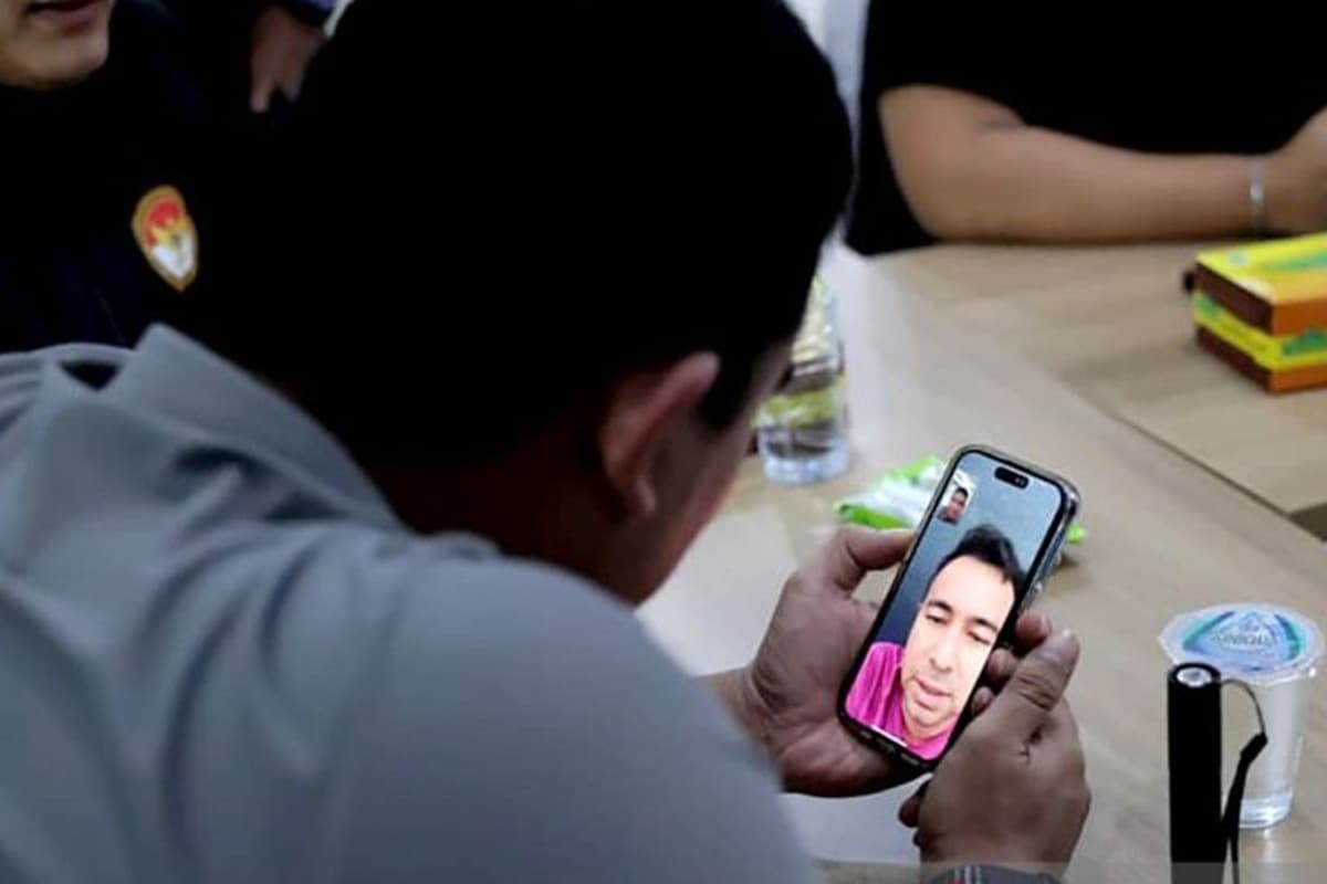 Terima Donasi Rp 5 Miliar untuk Korban Banjir Sumut, Bobby Nasution: Terima Kasih Aa Raffi - Image