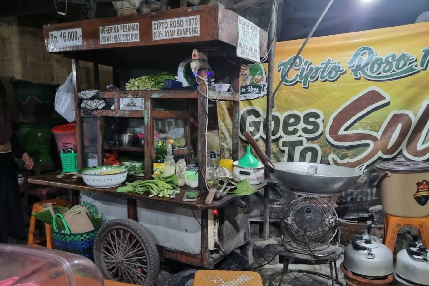 Wisata Kuliner Bojonegoro: 9 Rekomendasi Tempat Makan dan Pusat Oleh-oleh Terbaik yang Sayang Jika Dilewatkan - Image