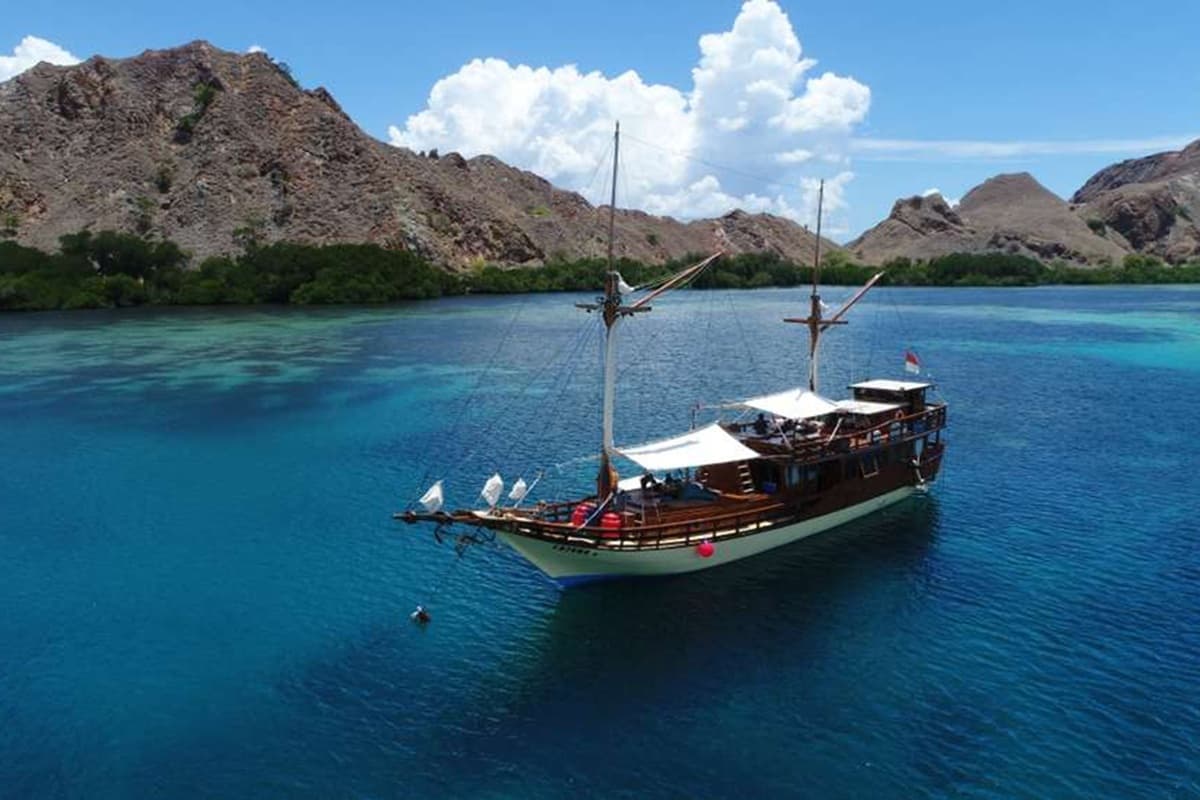 Sampah Uji Keberlanjutan Pariwisata Labuan Bajo, Pengelolaan Berbasis Warga Mulai Diperkuat - Image