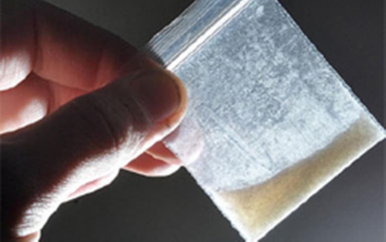 Polda Sulsel Periksa Dua Perwira Polres Toraja Diduga Terlibat Peredaran Narkoba - Image